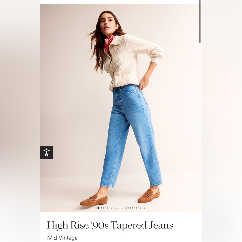 NWT High Rise 90’s Tapered Jeans
